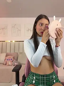 Cristall Bunny online show from 10-18-25, 12:23