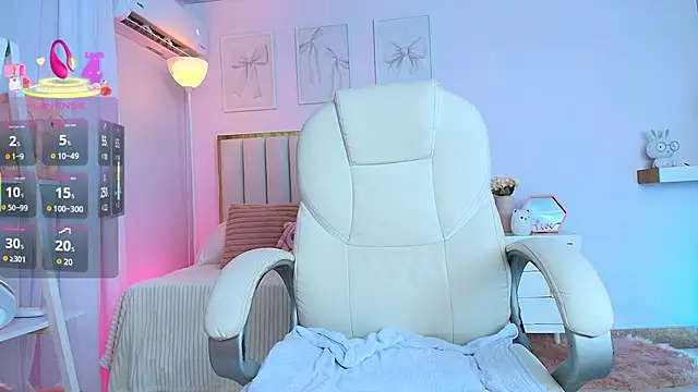 Cristall Bunny online show from 03-22-25, 03:30