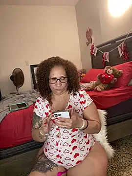 Snapshot of ladycreamypr2 chatting on 03-01-26, 11:27 ladycreamypr2 online show from 03-01-26, 11:27