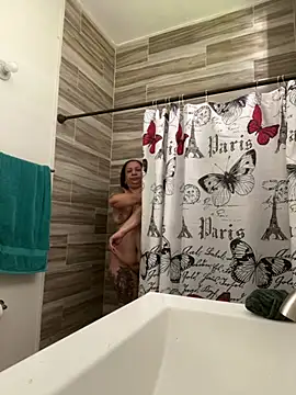 ladycreamypr2 online show from 03-23-26, 11:21