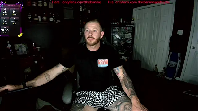 Snapshot of chillinthemosttt chatting on 10-10-25, 03:51 chillinthemosttt online show from 10-10-25, 03:51