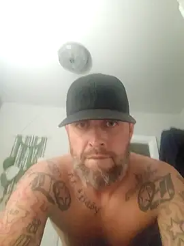 LongandEasy77 online show from 10-27-25, 08:37