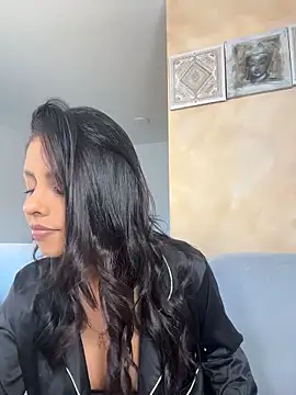 mariana lopez1 online show from 12-17-25, 08:58