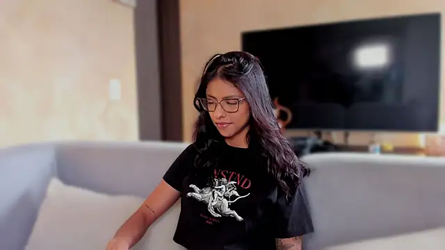 mariana lopez1 online show from 09-18-25, 08:34