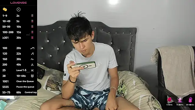 Jacobb Lee online show from 03-22-25, 07:53