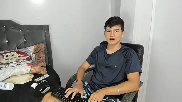 Jacobb Lee online show from 03-13-25, 08:22