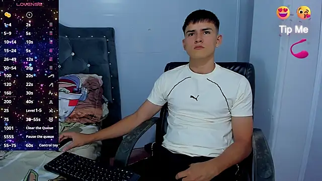 Jacobb Lee online show from 10-24-25, 09:03