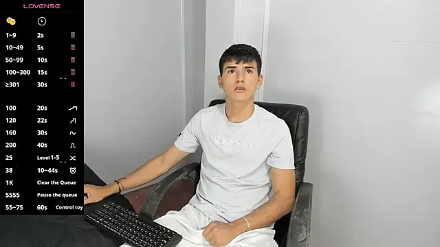 Jacobb Lee online show from 02-28-25, 07:56