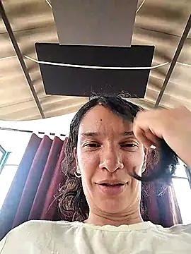 rebekka simpson online show from 03-10-25, 04:03