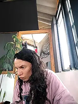 rebekka simpson online show from 03-06-25, 04:49