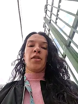 rebekka simpson online show from 10-01-25, 03:38