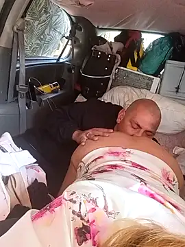 allissonw13 online show from 09-25-25, 09:43