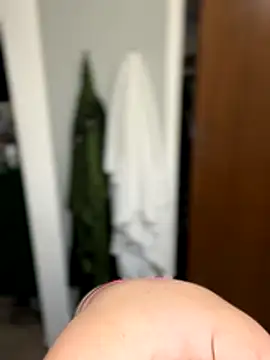 Blaze Baby online show from 10-27-25, 01:34