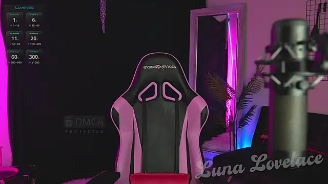 Snapshot of luna_love_lace chatting on 12-13-24, 08:47 luna love lace online show from 12-13-24, 08:47