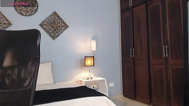 JeremyLowe online show from 03-13-25, 01:07