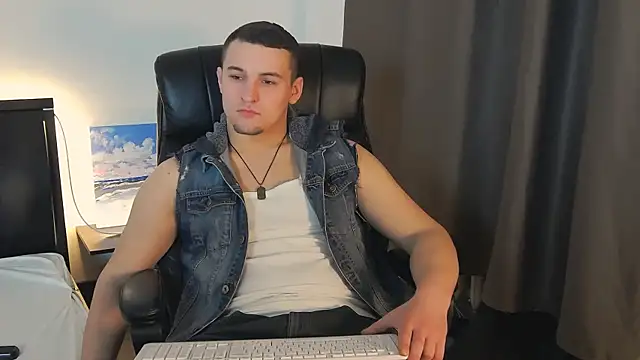 Snapshot of TImLids chatting on 02-01-25, 10:48 TImLids online show from 02-01-25, 10:48