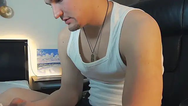 Snapshot of TImLids chatting on 02-02-25, 10:35 TImLids online show from 02-02-25, 10:35