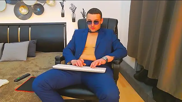 Snapshot of TImLids chatting on 03-07-25, 06:54 TImLids online show from 03-07-25, 06:54