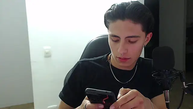 jay dimarco2 online show from 09-10-25, 02:21