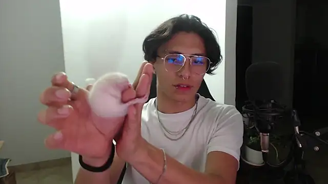 jay dimarco2 online show from 12-21-25, 04:14