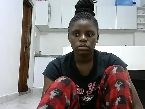 Snapshot of hottgirlval chatting on 02-27-26, 09:36 hottgirlval online show from 02-27-26, 09:36