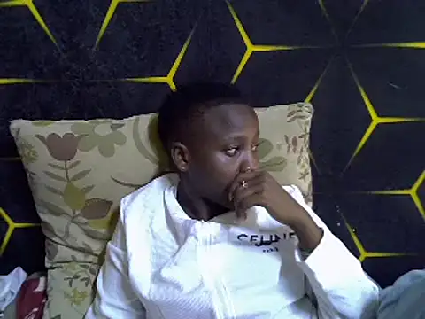 Snapshot of Spicey_diana chatting on 03-23-25, 08:04 Spicey diana online show from 03-23-25, 08:04