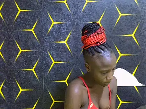 Snapshot of Spicey_diana chatting on 02-19-25, 01:39 Spicey diana online show from 02-19-25, 01:39