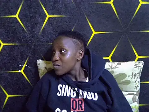 Snapshot of Spicey_diana chatting on 03-18-25, 05:23 Spicey diana online show from 03-18-25, 05:23