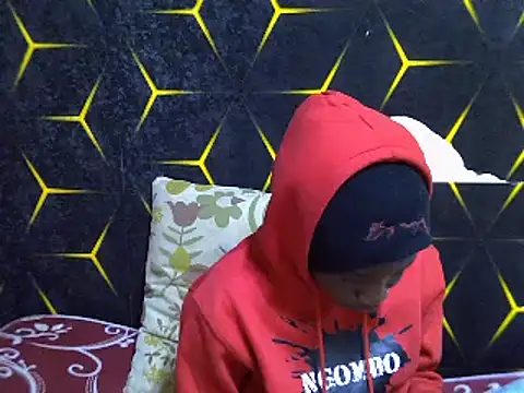 Snapshot of Spicey_diana chatting on 03-10-25, 01:43 Spicey diana online show from 03-10-25, 01:43