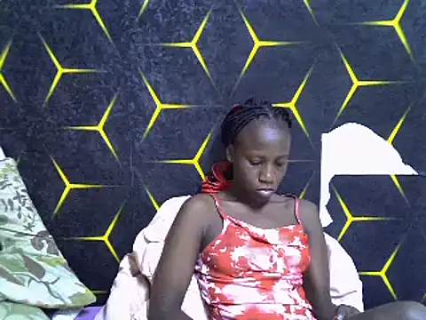 Snapshot of Spicey_diana chatting on 02-15-25, 12:33 Spicey diana online show from 02-15-25, 12:33