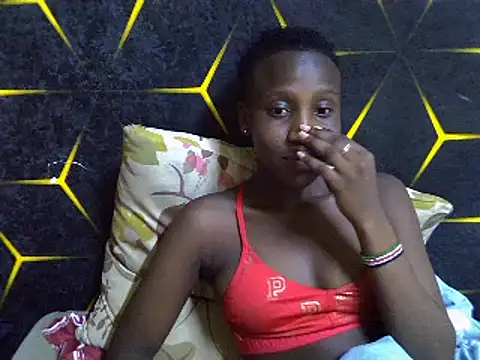 Snapshot of Spicey_diana chatting on 03-21-25, 08:17 Spicey diana online show from 03-21-25, 08:17