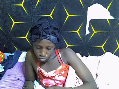 Snapshot of Spicey_diana chatting on 02-15-25, 05:19 Spicey diana online show from 02-15-25, 05:19