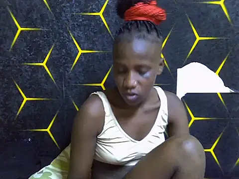 Snapshot of Spicey_diana chatting on 02-21-25, 03:56 Spicey diana online show from 02-21-25, 03:56