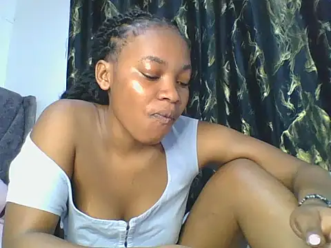  Becky002 online show from 12-18-25, 07:13