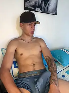 santiago sosa24 online show from 05-22-26, 03:21