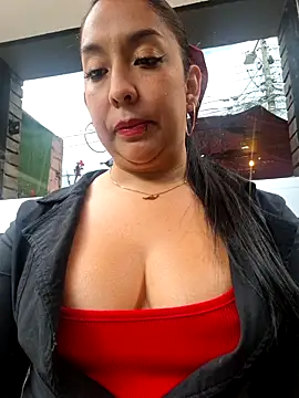 Bella keny online show from 06-18-26, 07:30