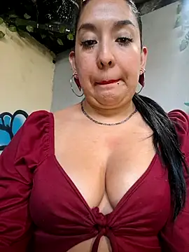 Bella keny online show from 11-10-25, 06:13