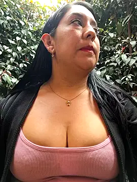 Bella keny online show from 12-16-25, 07:18