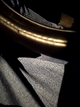 A man in public online show from 10-25-25, 08:42