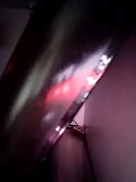 A man in public online show from 02-28-26, 11:04