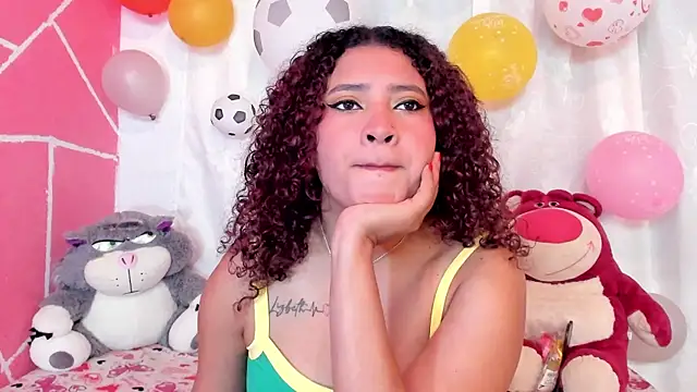 Snapshot of JessyZoe chatting on 07-17-26, 02:09 JessyZoe online show from 07-17-26, 02:09