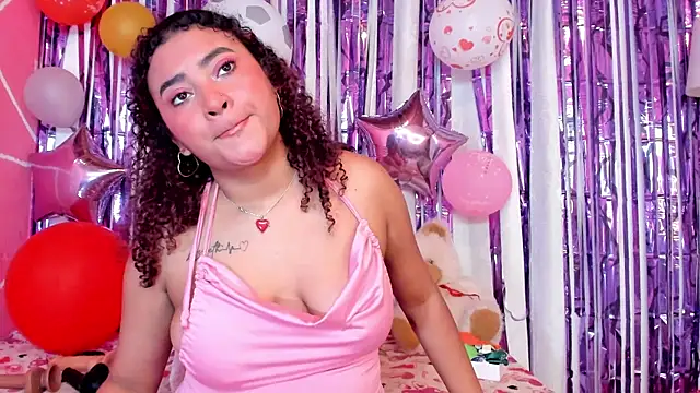Snapshot of JessyZoe chatting on 07-21-26, 02:51 JessyZoe online show from 07-21-26, 02:51