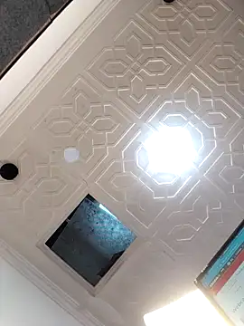 Snapshot of EmaGw chatting on 02-04-26, 11:00 EmaGw online show from 02-04-26, 11:00