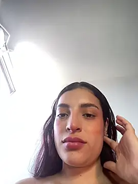 Snapshot of dakota_le chatting on 04-09-26, 01:28 dakota le online show from 04-09-26, 01:28