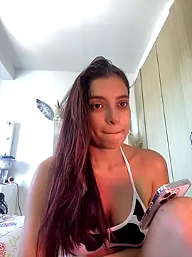 dakota le online show from 10-01-25, 02:43