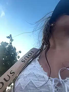 AudreyElla online show from 02-08-25, 10:08