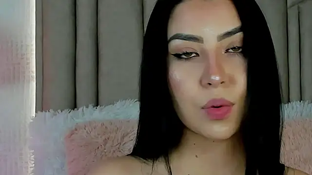 AudreyElla online show from 12-21-25, 10:10