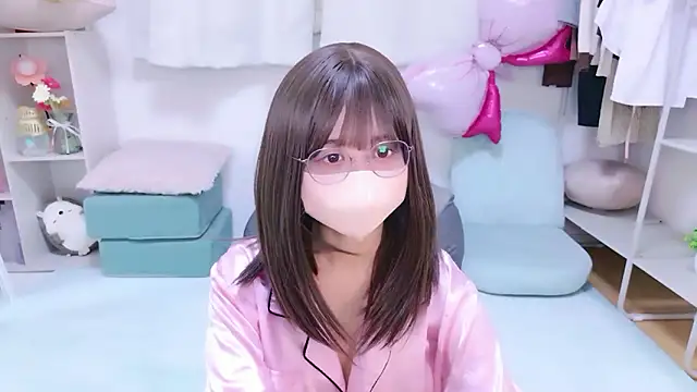 Snapshot of chihiro_ri chatting on 05-01-26, 06:02 chihiro ri online show from 05-01-26, 06:02