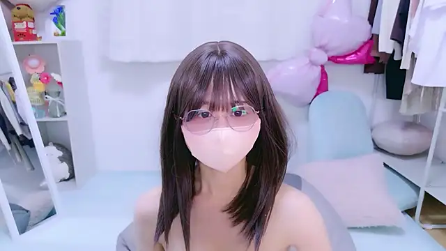 Snapshot of chihiro_ri chatting on 05-31-26, 06:09 chihiro ri online show from 05-31-26, 06:09