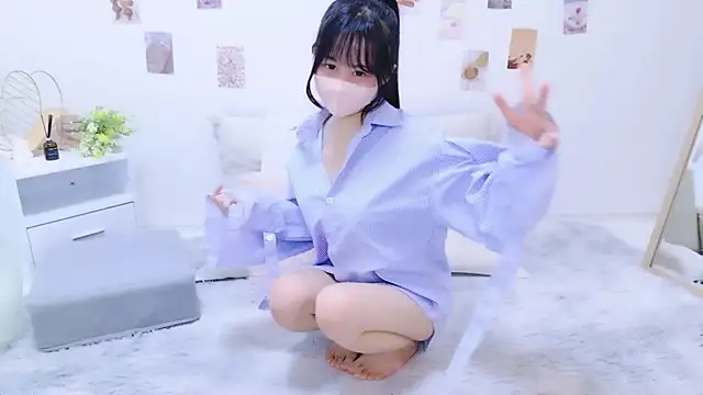 Snapshot of chihiro_ri chatting on 09-18-25, 10:18 chihiro ri online show from 09-18-25, 10:18